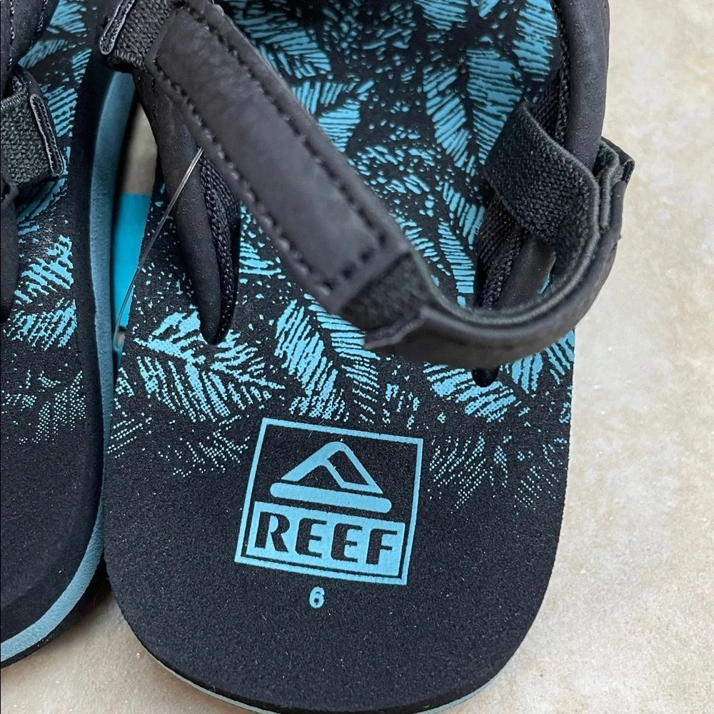 Reef Sandals Little Ahi Kids US 6 Flip Flops Aquifer Palm Black Blue NWT Shoes